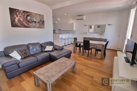 Appartement - 2 pi&egrave;ces - 59 m² - CAP D'AIL