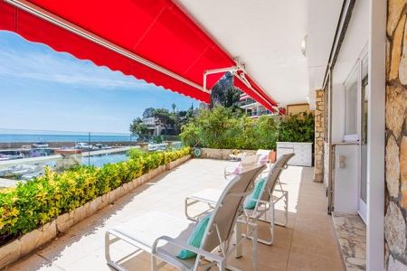 Flat - 3 rooms - 119 m² - EZE