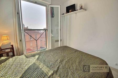 Flat - 2 rooms - 49 m² - BEAUSOLEIL