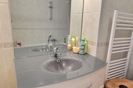 Flat - 2 rooms - 49 m² - BEAUSOLEIL