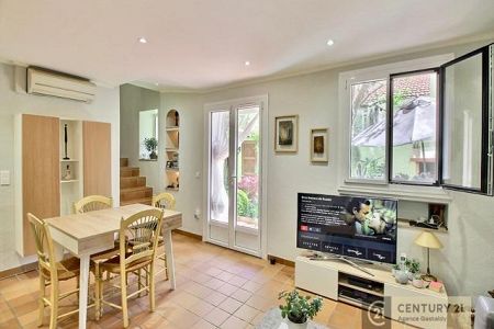 Maison de ville - 5 pièces - 141 m² - CAP D'AIL