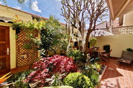 Maison de ville - 5 pièces - 141 m² - CAP D'AIL