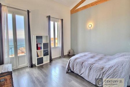 Maison de ville - 5 pièces - 141 m² - CAP D'AIL