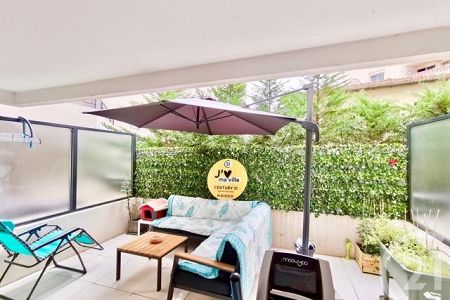 Flat - 2 rooms - 43 m² - BEAUSOLEIL