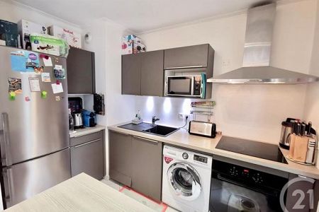 Flat - 2 rooms - 43 m² - BEAUSOLEIL