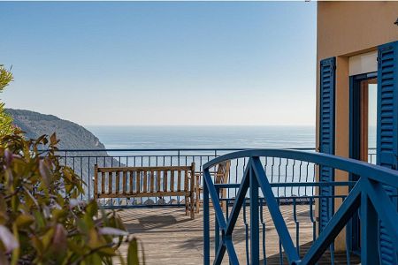 Villa - 6 rooms - 162 m² - Eze