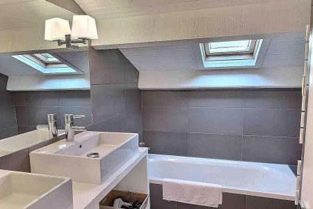 Modern apartment - 2 rooms - 48 m² - LA TURBIE