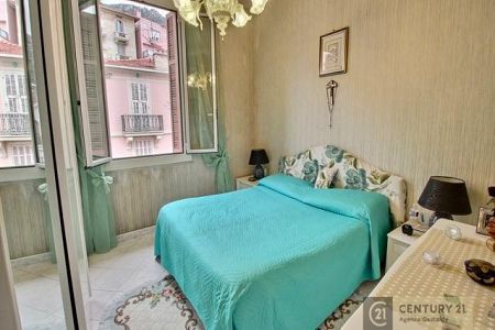 Flat - 4 rooms - 73 m² - BEAUSOLEIL