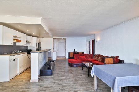 Flat - 4 rooms - 100 m² - Beausoleil - 55.JPG
