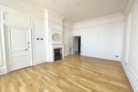 Flat - 3 rooms - 110 m² - Beausoleil