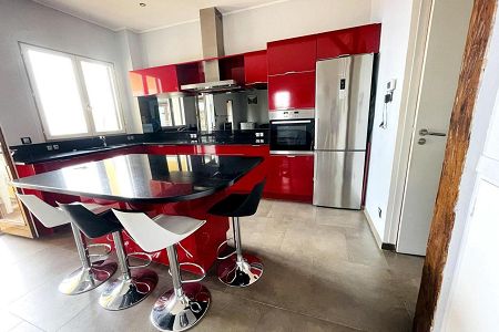 Flat - 3 rooms - 56 m² - Beausoleil - Photo n°3