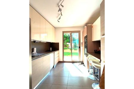 Flat - 3 rooms - 94 m² - NICE - cuisine soleil-min.jpg