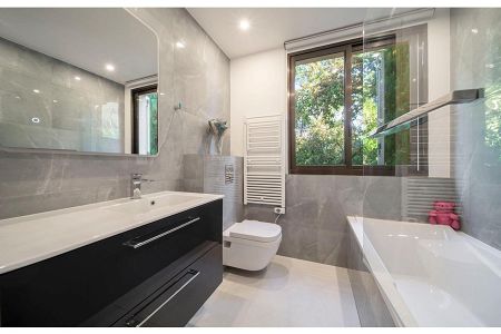 Flat - 5 rooms - 220 m² - NICE - 17.JPG