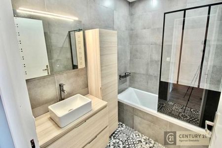 Appartement - 4 pièces - 107 m² - CAP D'AIL