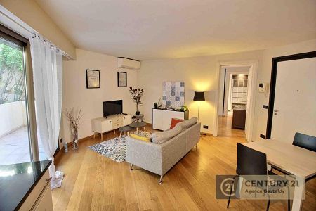 Appartement - 2 pièces - 44 m² - CAP D'AIL