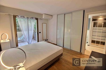 Appartement - 2 pièces - 44 m² - CAP D'AIL
