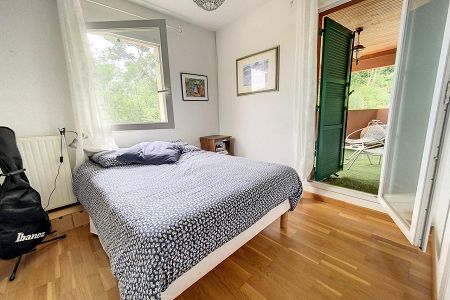 Villa - 4 rooms - 115 m² - Eze - ch 3 sur terrasse-min.jpg