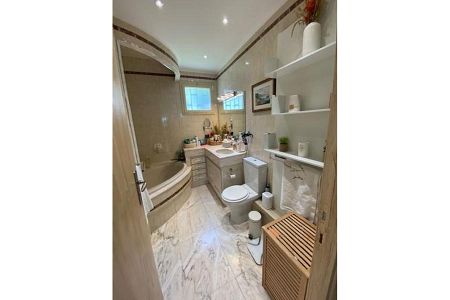 Flat - 6 rooms - 153 m² - Villefranche-sur-mer - SDB