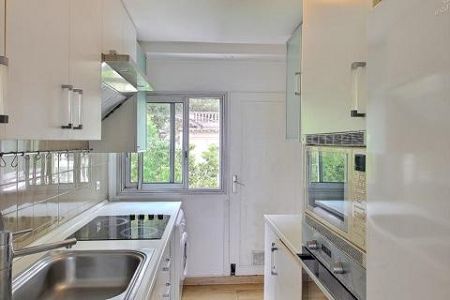 Appartement - 3 pièces - 65 m² - CAP D AIL