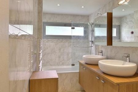 Appartement - 3 pièces - 65 m² - CAP D AIL