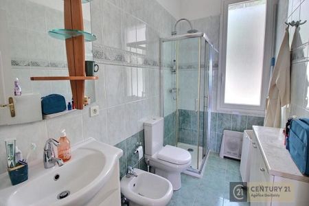 Flat - 3 rooms - 75 m² - CAP D'AIL