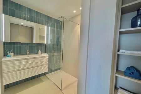 Flat - 3 rooms - 65 m² - Villefranche-sur-mer - dae8f6f5-4970-441e-9dea-512daacc8aa8 2.jpg