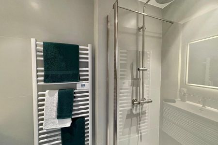 Flat - 3 rooms - 65 m² - Villefranche-sur-mer - b61e3a8e-bf58-4890-bd6a-e6dcb4447518.jpg