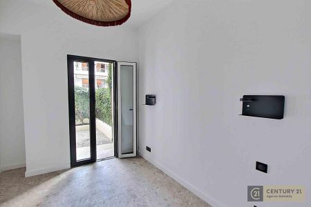 Studio - 40 m² - BEAUSOLEIL