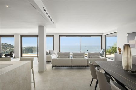 Villa - 7 pièces - 223 m² - ROQUEBRUNE CAP MARTIN