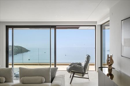 Villa - 7 pièces - 223 m² - ROQUEBRUNE CAP MARTIN