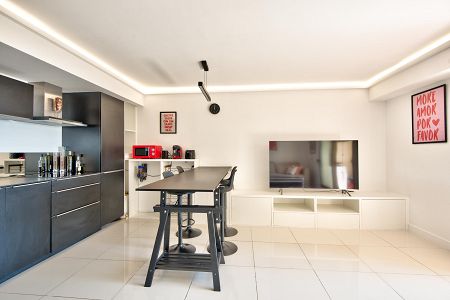 Flat - 2 rooms - 46 m² - Cap-D'ail