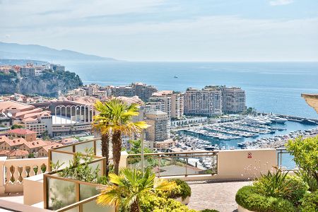 Flat - 2 rooms - 46 m² - Cap-D'ail