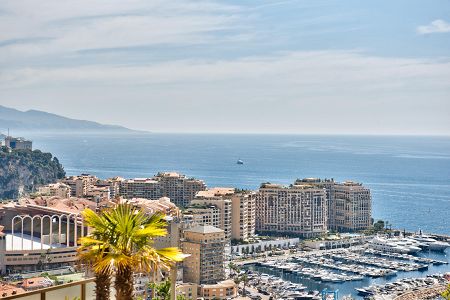 Flat - 2 rooms - 46 m² - Cap-D'ail