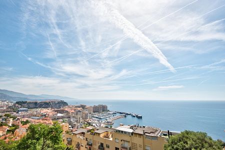 Flat - 2 rooms - 46 m² - Cap-D'ail