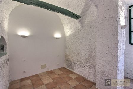 Flat - 3 rooms - 70 m² - ROQUEBRUNE CAP MARTIN