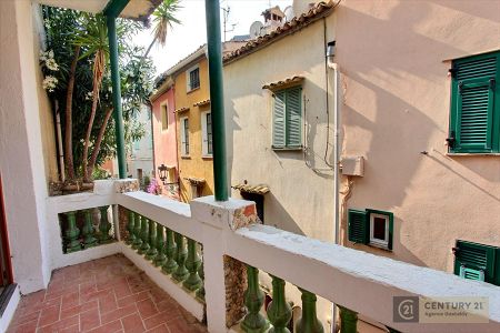 Flat - 3 rooms - 70 m² - ROQUEBRUNE CAP MARTIN
