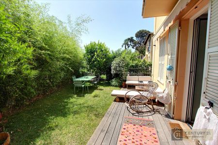 Flat - 5 rooms - 105 m² - CAP D'AIL