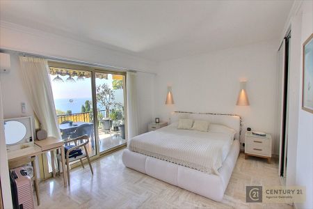 Appartement - 4 pièces - 142 m² - CAP D'AIL