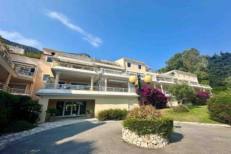 Flat - 4 rooms - 124 m² - CAP D AIL