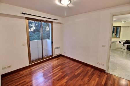 Appartement - 2 pièces - 45 m² - CAP D AIL