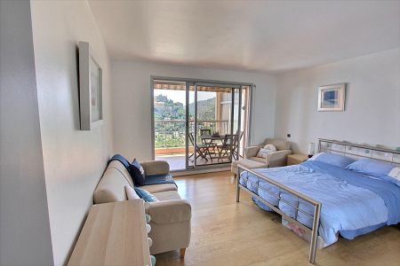 Flat - 2 rooms - 57 m² - EZE