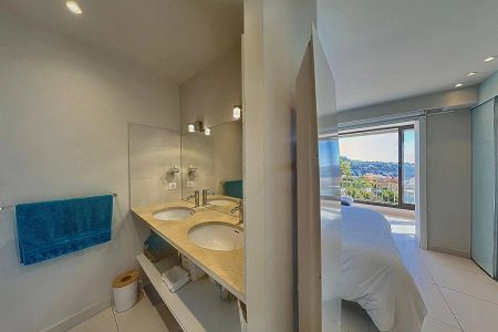 Appartement - 3 pièces - 78 m² - Villefranche-Sur-Mer