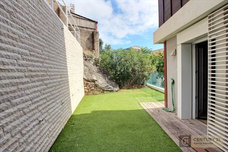 Appartement - 3 pièces - 98 m² - CAP D'AIL