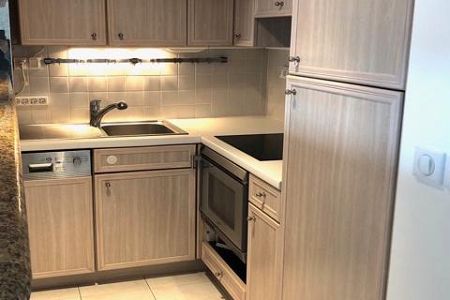 Appartement - 2 pièces - 65 m² - CAP D AIL