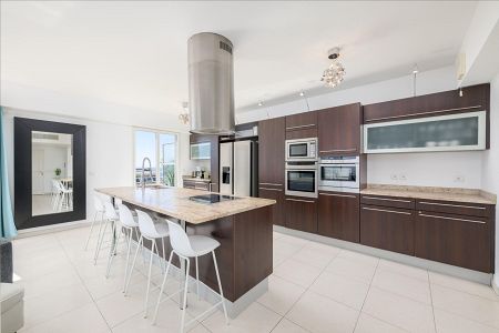 Appartement - 4 pièces - 108 m² - BEAUSOLEIL