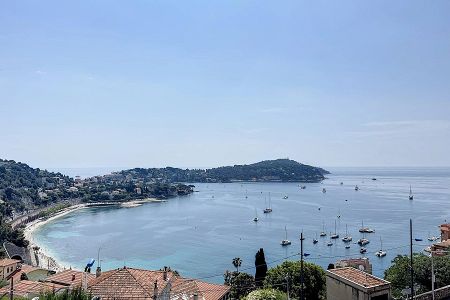 Appartement - 2 pièces - 60 m² - Villefranche-Sur-Mer