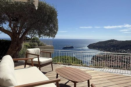 Flat - 3 rooms - 62 m² - Villefranche-Sur-Mer