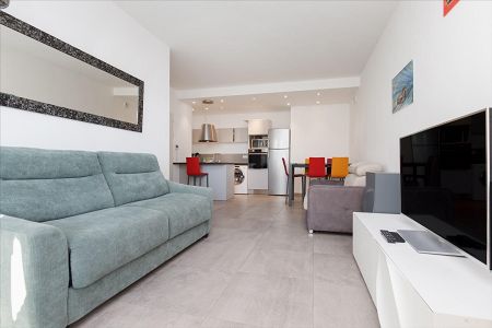 Appartement - 2 pièces - 51 m² - BEAUSOLEIL