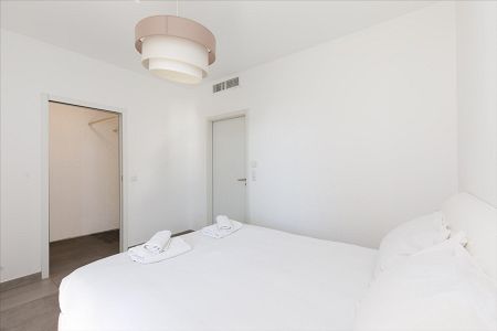 Appartement - 2 pièces - 51 m² - BEAUSOLEIL