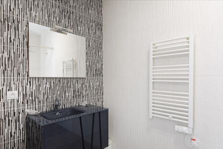 Appartement - 2 pièces - 51 m² - BEAUSOLEIL